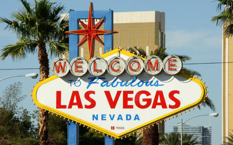 Photo of the famous Welcome to Las Vegas sign